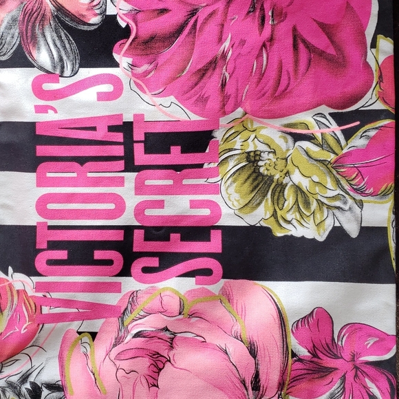 Victorias Secret Floral Wildflower Zippered Weekender Travel Tote - Picture 2 of 10